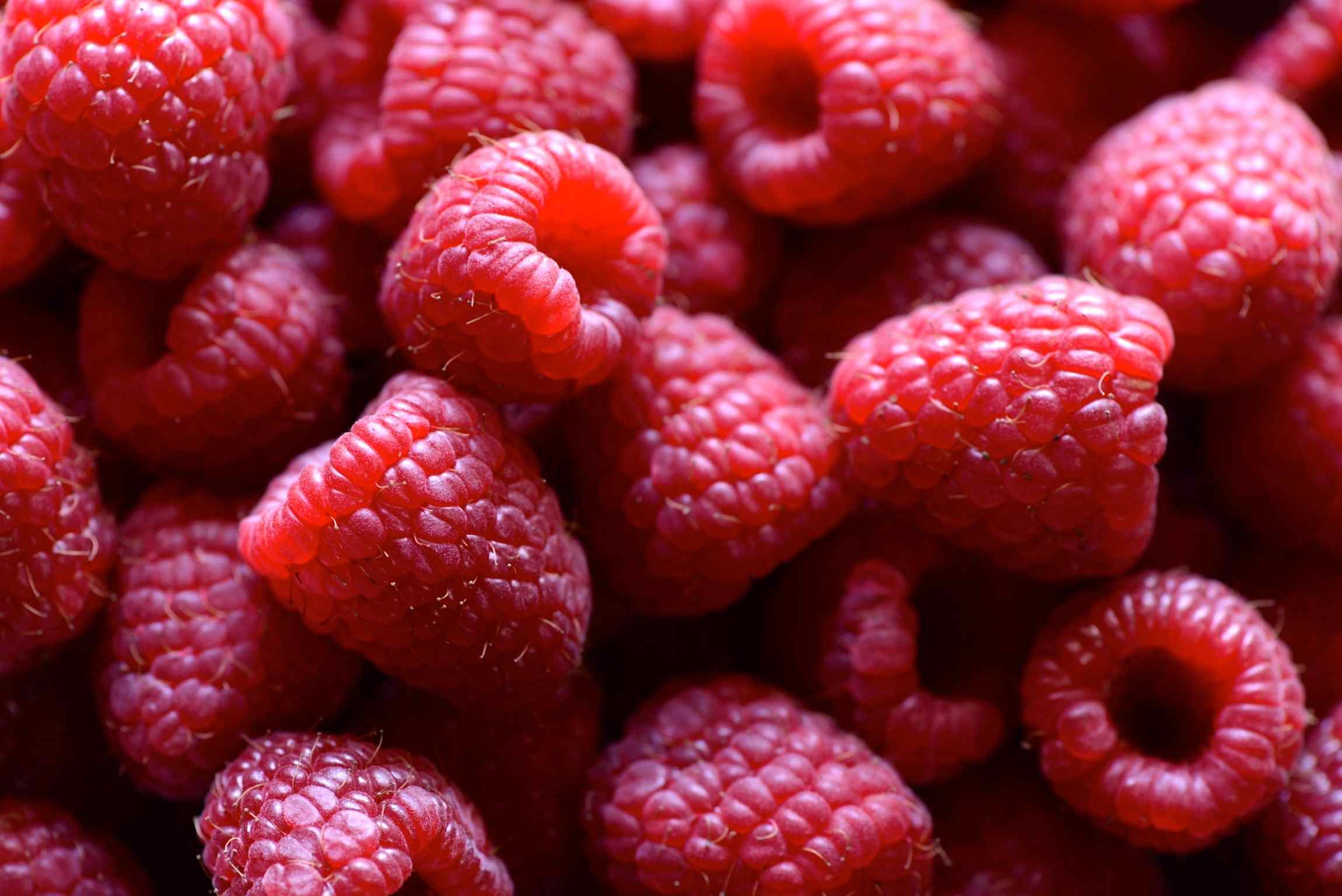 Full Frame Shot Of Raspberries